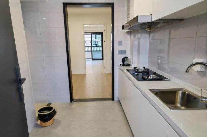 Brand new compound 1 br with lift easy to L 9/15 GuLin Rd St. + L12/15 GuiLin Park