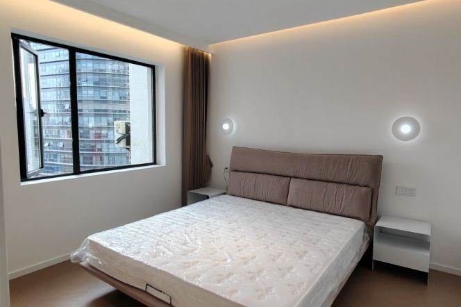 1BR High-Rise w/Floor Heating next to Jing'an Temple