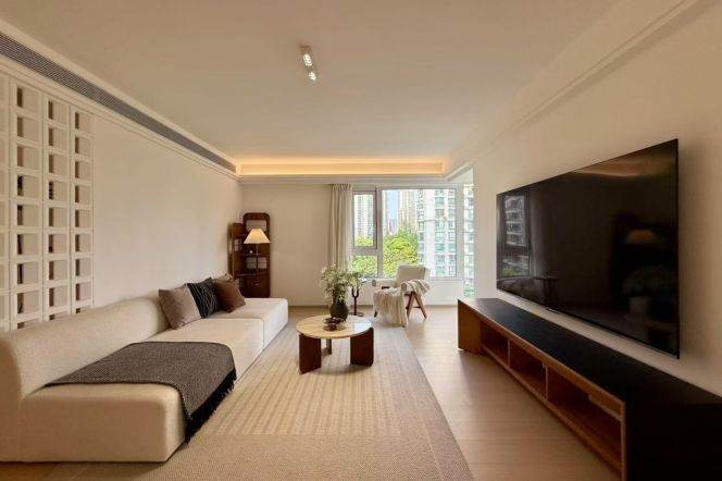 3 Brs, 2 Baths, Floor heating/Central ac/Oven/Dish washer, 150 sqm @ Zhongtan metro L3&4