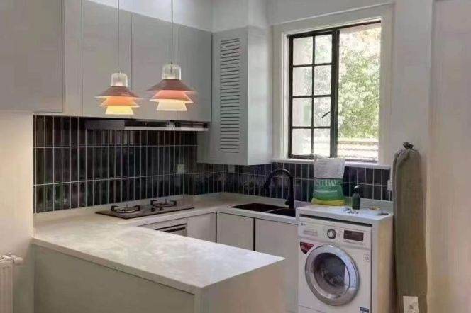 Great value 2BR with wall heating& bright windows nr jiang su rd station
