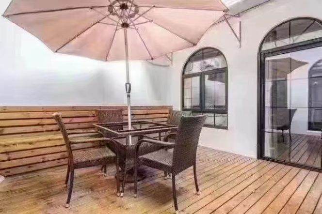 Nice yard 2Brs/2Lrs/2Bts apt nr Jiashan rd,M9/12
