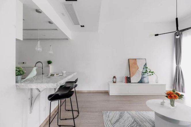 Modern 1Br fully furnished w. Floor heating&C/A