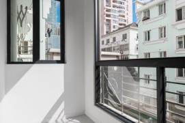 Floor Heating 2Br w. Balcony W. Nanjing Rd Station