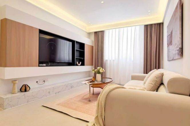 1big livingroom, subway L2,4,6,9Century Avenue, First rent, key.8.7k