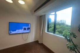Nice spacious 1br with CA,floor heating,close to Jiaotong,Line 10