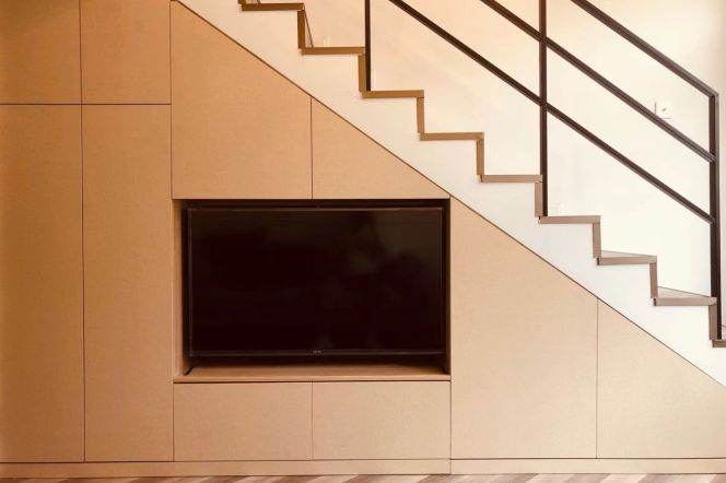 High ceiling one bedroom apt+oven @ South Shaanxi Rd IAPM 