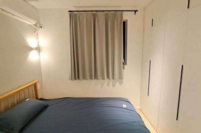1 br near L1/L7 changshu rd station+L10 shanghai library station+lift