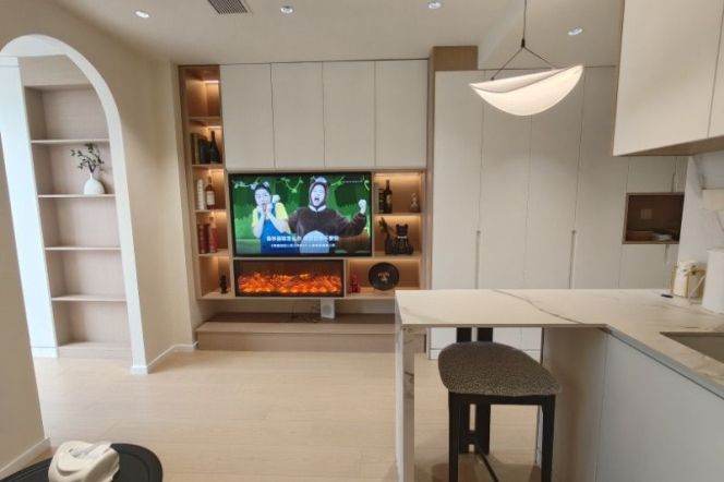 Tongji Garden -1bed - bright- elevator - convenient location-Line 7 Changping Road 