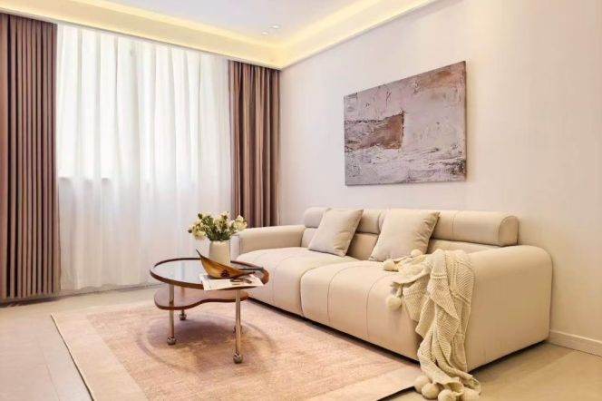 1big livingroom, subway L2,4,6,9Century Avenue, First rent, key.8.7k