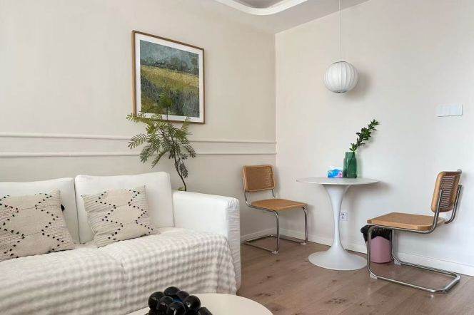Tongji Garden - brand new 1br - elevator - scooter parking-Kangding Road 