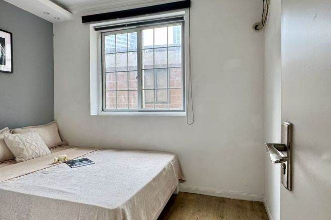 1 br near L10/L11 jiaotong uni station