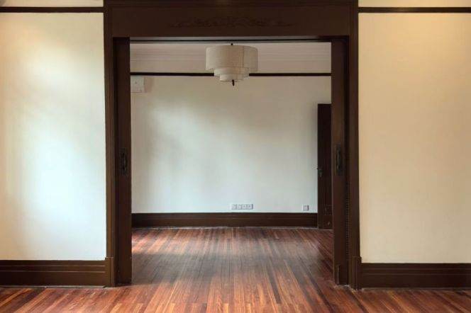 Art Deco classic architecture Building 2br @South Xiangyang Road