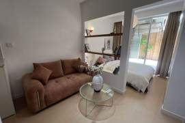 Beautiful 1BR APT Garden Shanxi(s) Rd 7.3k