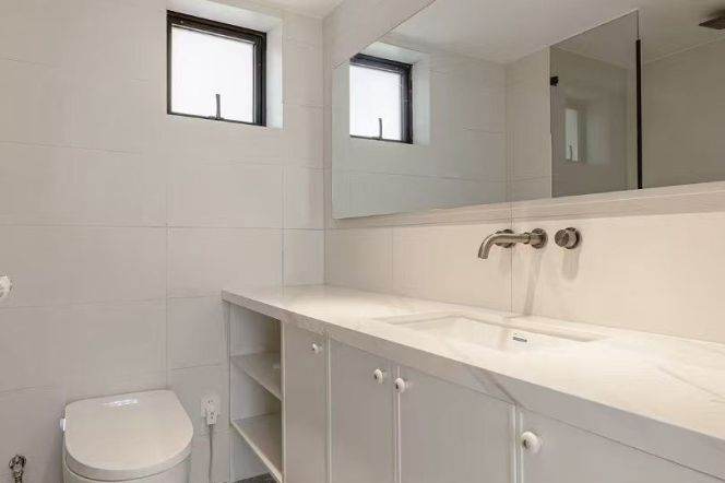 Cozy 2Br with nice view @ L1/9/11 Xujiahui station