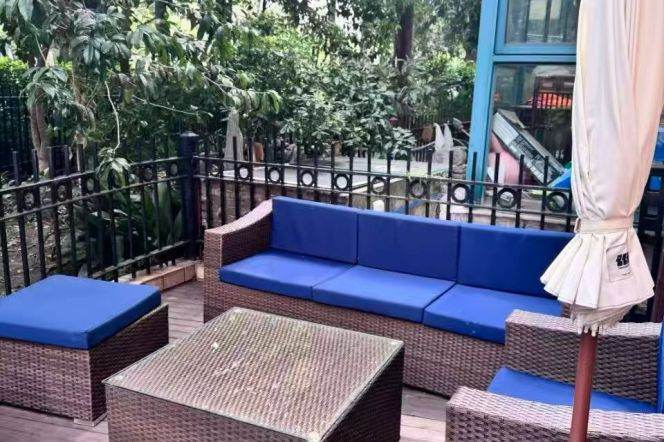 Big 2br/2bt Flat with Terrace plus Balcony