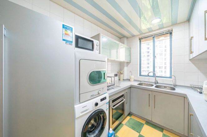 Daily/Weekly Rent Available | 5 Bed 2 Bath in Putuo