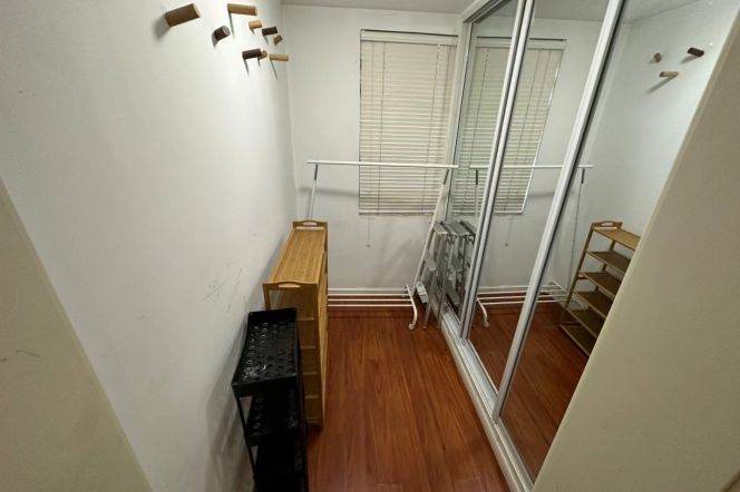 Cozy 2br with balcony @Jiashan Road,Iapm