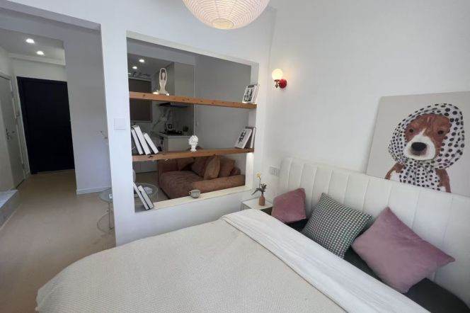 Beautiful 1BR APT Garden Shanxi(s) Rd 7.3k