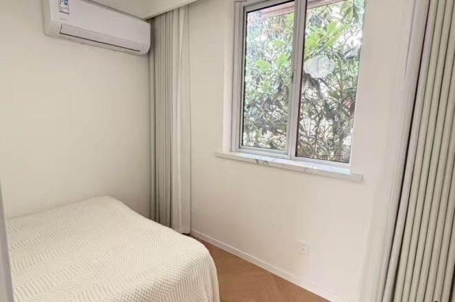 1 br near L2/L11 jiangsu rd station