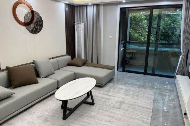 Newly Renovated 3BR 2BA Residence in High-End compound nr Century Park