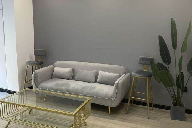 Hongqiao rd 1BR with garden