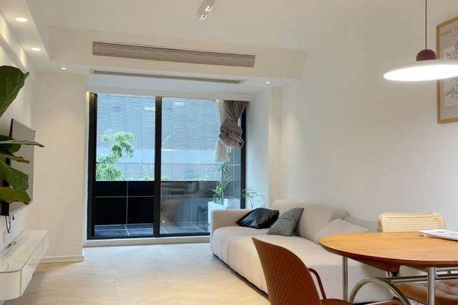 Modern&Spacious&Bright Elevator 1Bdr 1Bath Apt +IAPM+Large Open Balcony+Greenery View
