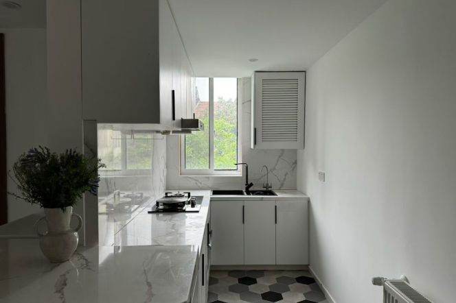 Cozy 1br with Balcony @Wuxing Road,M Huaihai Road