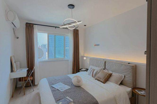 Elevator 2Brs/2Lrs/1Bt apt nr Xujiahui,M1/9/11