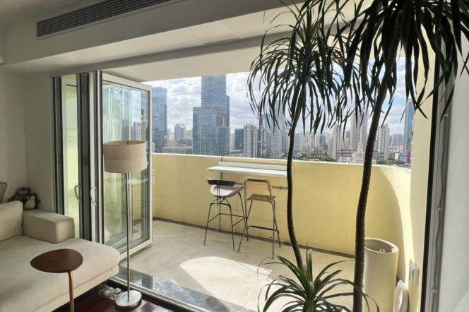 High-rise 3br with Balcony@ Line 1/10/12 South Shanxi Road St.