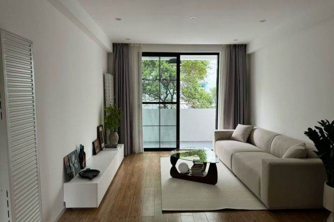 Cozy 1br with Balcony @Wuxing Road,M Huaihai Road