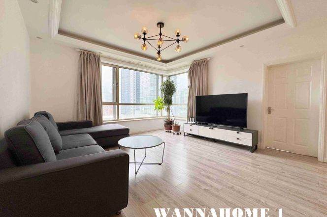 Large Balcony+Modern&Spacious&Bright 4Bdrs 2Baths Apt+Taikoo Hui+Stunning View&Great Compound