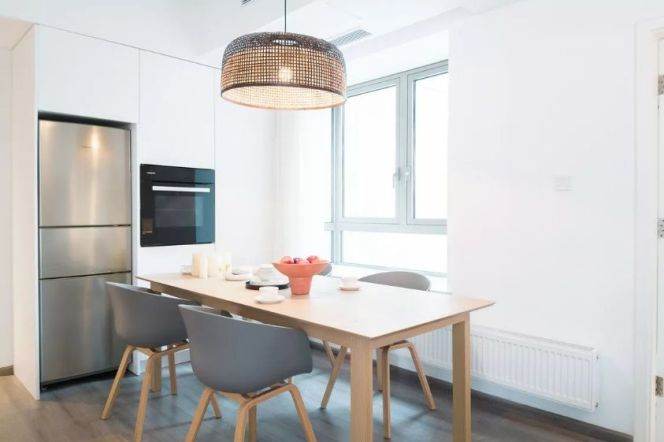 Nordic Style 3BR 2BA in Jing'an Four Seasons/W.Nanjing Station
