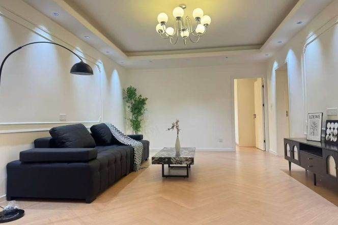 Gubei spacious 3br/2bth