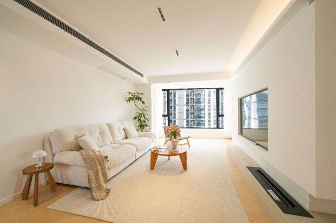 Caoyang Rd Station Elevator 3Br/2Bath Line3/4/11/14 Nice Compound Nr Suzhou River