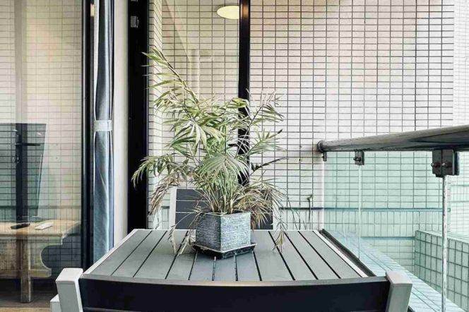 Nice Compound+Spacious&Modern&Bright 2+1Bdrs 2Baths+L9/12 Jia Shan Rd+Stunning View+Large Balcony
