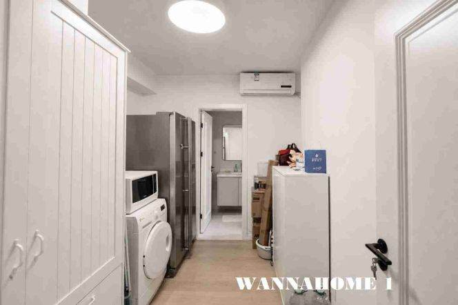 Great Compound+Modern&Bright 2+1Bdrs 2Baths Apt+Open Balcony+L10 Shang Hai Library
