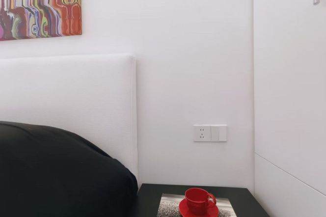 brand new 1br Nr	madang Rd M9/13
