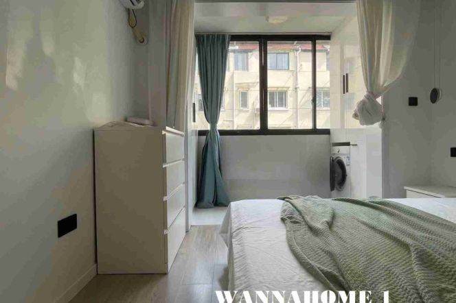 Spacious&Modern Elevator 1Brs 1Bath Apt+L14 Wu Ding Rd+Jing An Temple CBD  