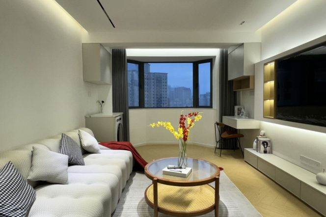Spacious 1BR Apt +floor heating | West Nanjing rd metroL2&12&13 | Suzhou Creek