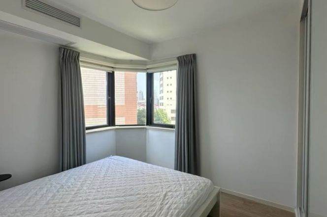 Grand Plaza 2 br Apt&floor heating &oven &parking 16K