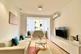 Nice one bedroom Apt with oven & dryer@ Line2 Loushanguan Rd