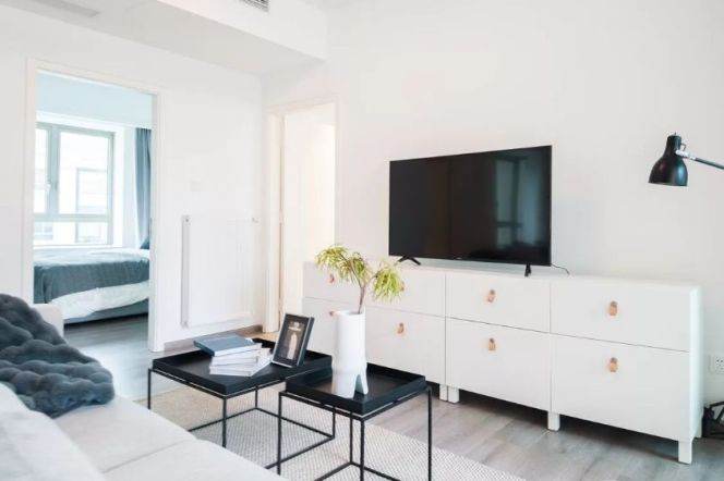 Nordic Style 3BR 2BA in Jing'an Four Seasons/W.Nanjing Station