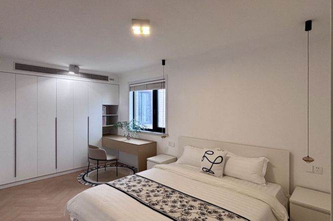 2Bdrs 1Bath/Spacious&New/Line 2/15 Loushanguan Rd/Good View/West Yan'an Rd