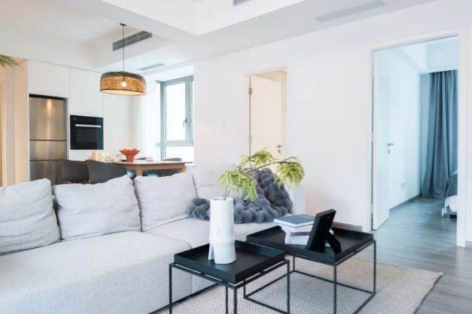 Nordic Style 3BR 2BA in Jing'an Four Seasons/W.Nanjing Station