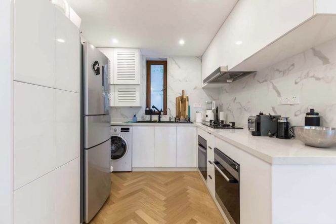 modern big 3brs floor heating modern furniture open kitchen near line 1,7 only 25K