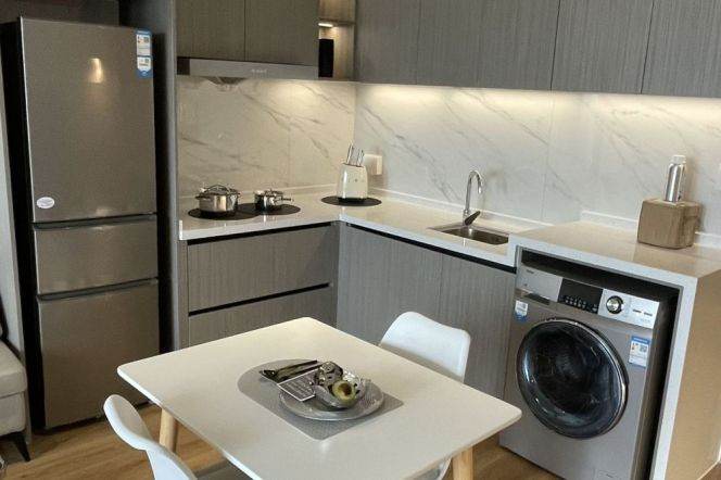 1br, 6stops to JingAn temple station, subway L7 , New, Malls, 6.5k