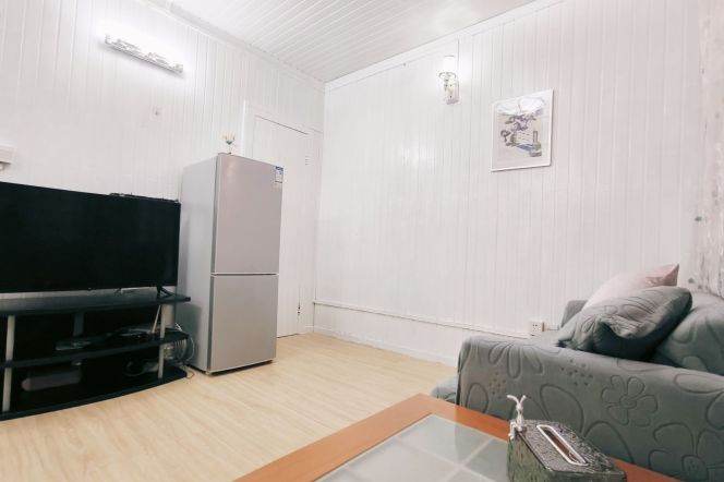 Nice yard 1Br/1Lr/1Bt apt nr Xintiandi,M10/13