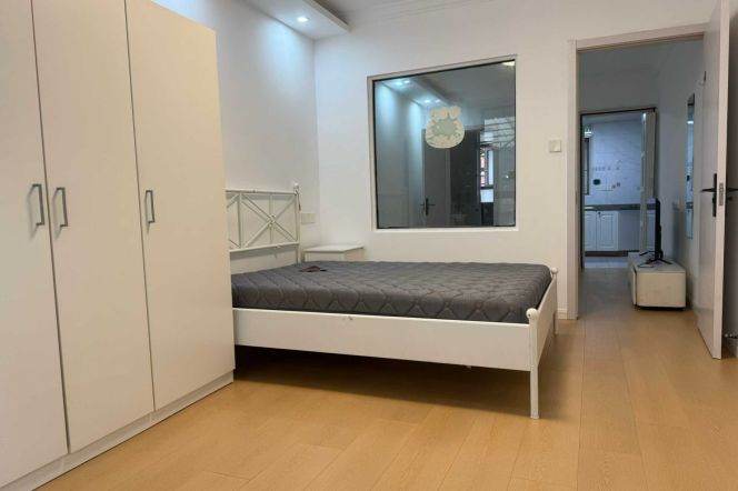 hongqiao rd 1BR/Big yard@L3/4/10