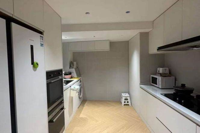 modern 2brs floor heating modern furniture nice view near Jing an temple line 2,7,14 