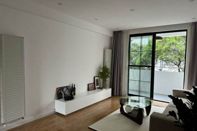 Sunny Apartment close to Shanghai Library